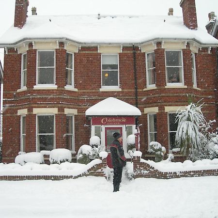 Colebrook Guest House Farnborough  Bagian luar foto